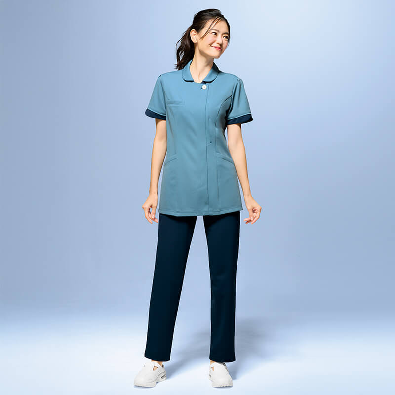 ＜Raffiria＞メディカル配色レディースジャケット