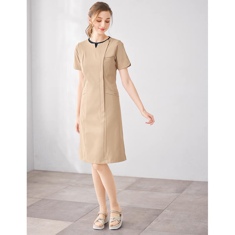 <アクアスキュータム>衿元配色ノーカラーワンピース