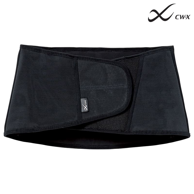 ＜CW-X＞腰をサポートして動きやすい腰ベルト