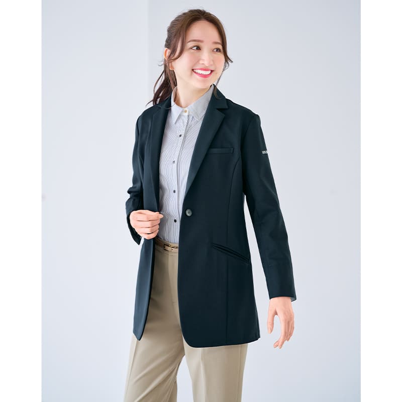 ＜ナチュラルビューティー＞美ラインショート丈ドクターコート