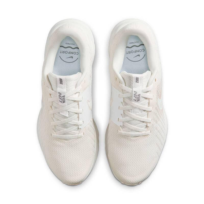 ＜ナイキ＞RUN DEEFY