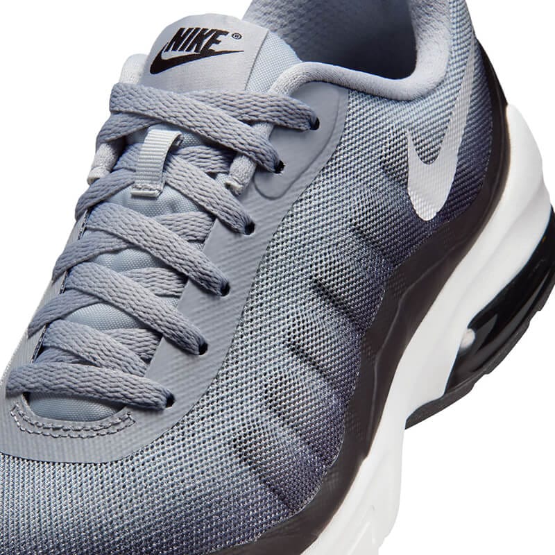 <ナイキ>AIR MAX INVIGOR