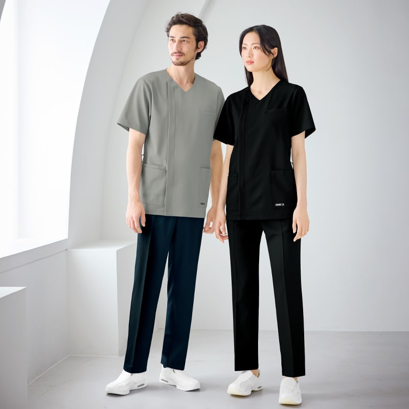 <コムサ>センタープレスストレッチストレートパンツ(男女兼用)