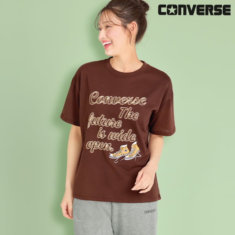 ＜CONVERSE＞ロゴ発泡シューズ刺繍Tシャツ
