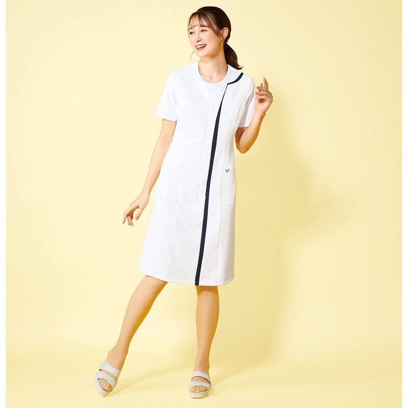 マリ クレール ハート クローバー丸首ワンピース 白衣 ナース服 ナースウェア 看護師 ナース の通販ならアンファミエ